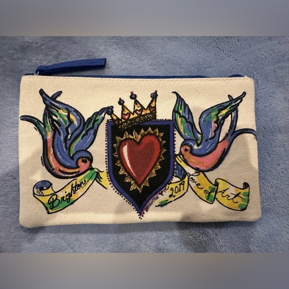 Brighton 2019 Love Of Art Birds Heart  Crown Zip Top Canvas Cosmetic Bag NWOT